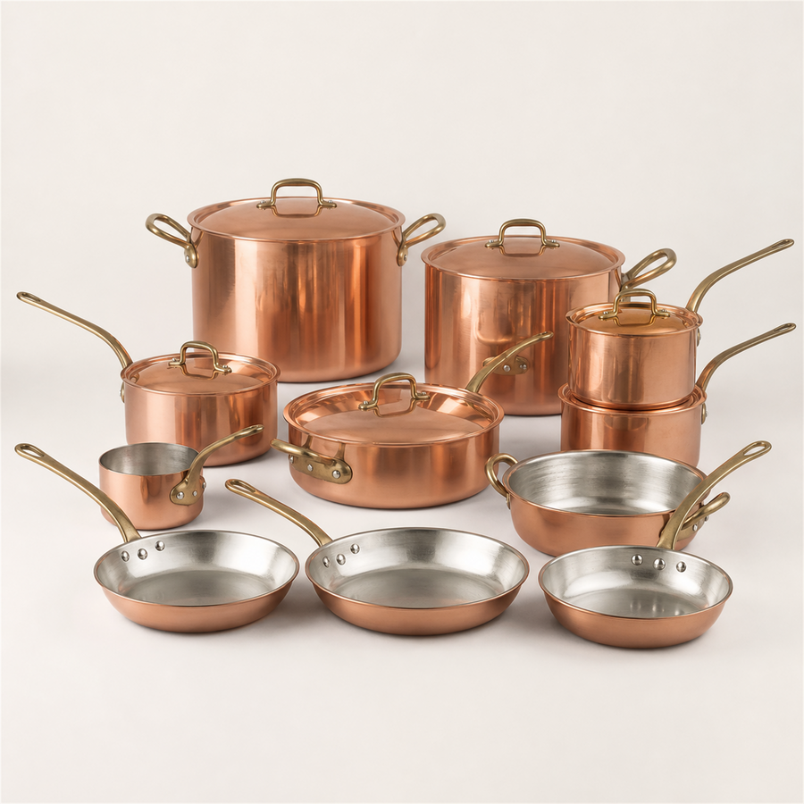 Foyer Copper Battery — 15 Pieces, Estate